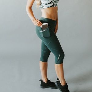 Senita Athletics Ponderosa Break Free Capris